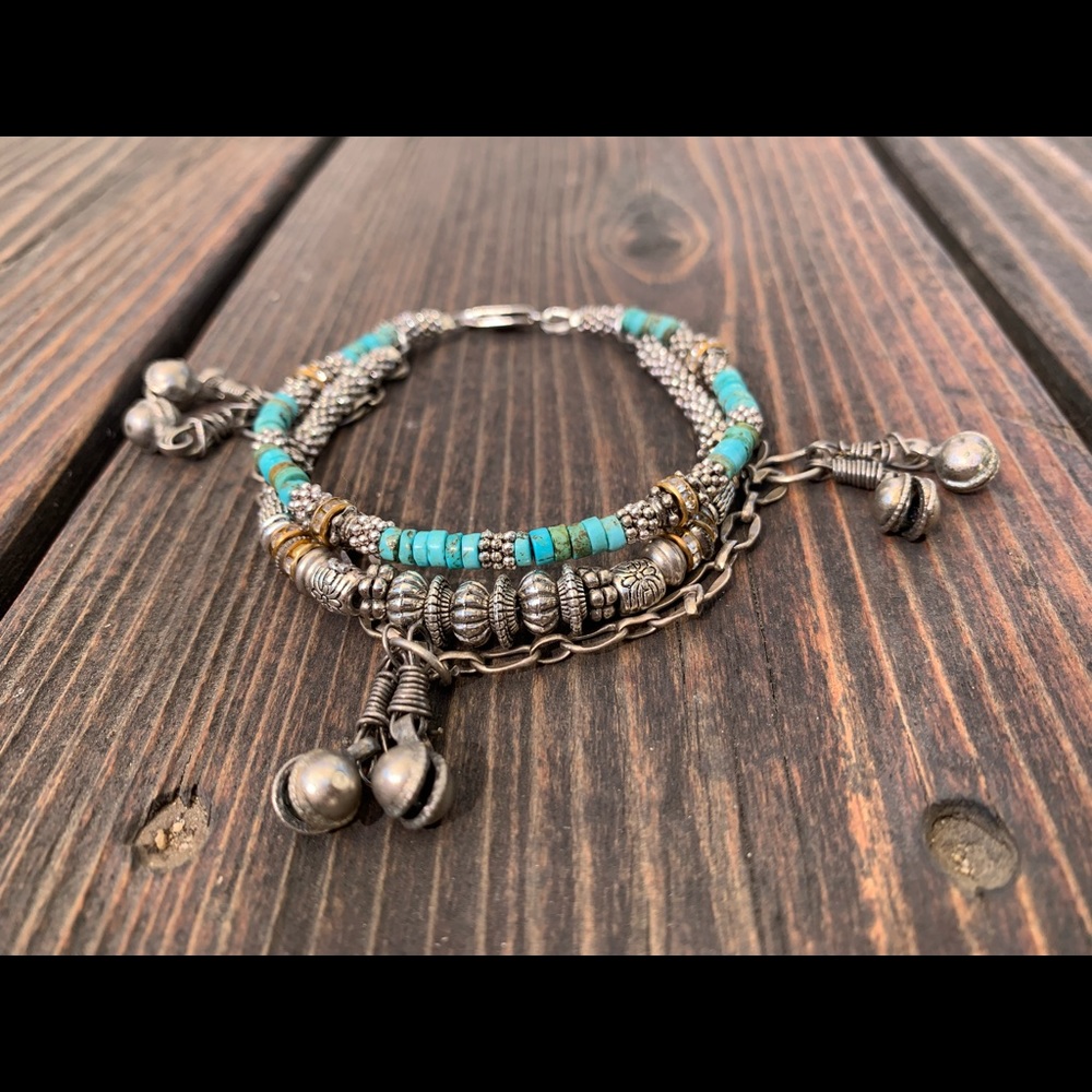 Handcrafted tri-level Turquoise bracelet